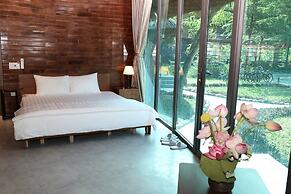 Cendana Trang An Retreat
