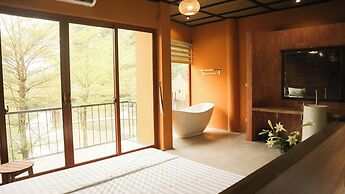 Cendana Trang An Retreat