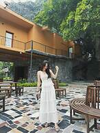 Cendana Trang An Retreat
