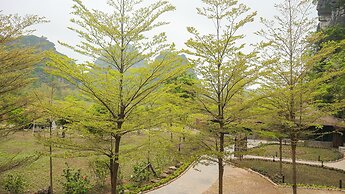 Cendana Trang An Retreat