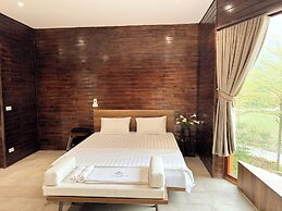 Cendana Trang An Retreat