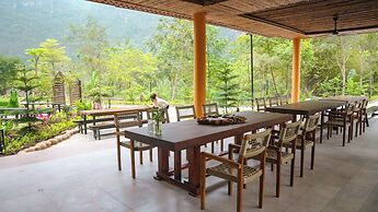 Cendana Trang An Retreat