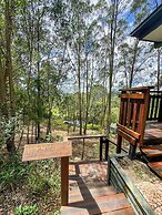 Paterson Skywalk & Bush Bedroom