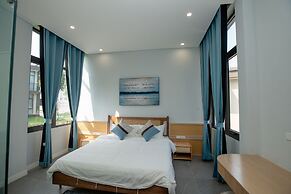 Solar LuxStay Villa - Long Beach