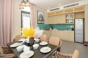 Solar LuxStay Villa - Long Beach