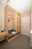 Solar LuxStay Villa - Long Beach