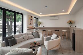 Solyn Hotel