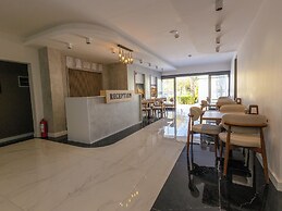 HOLMİ OTEL