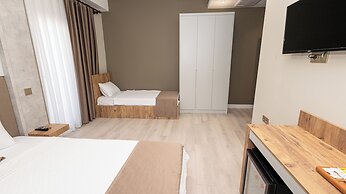 HOLMİ OTEL