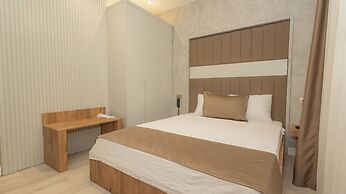 HOLMİ OTEL