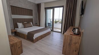 HOLMİ OTEL