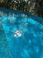 Green Breeze Resort
