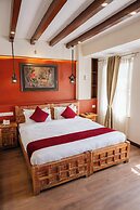 Evara Boutique Hotel