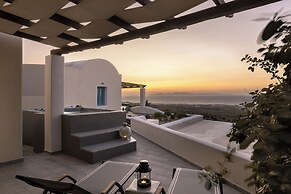 GTK Santorini Oia Sunset Villas