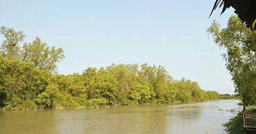 Mangrove Haven Resort