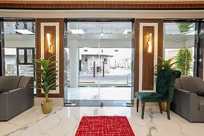 Taj Al Munira Serviced Apartments