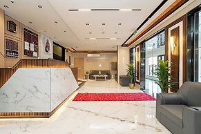 Taj Al Munira Serviced Apartments