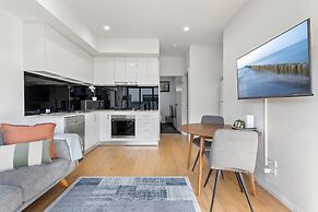 Comfortable 2BR Retreat With Balcony & Parking