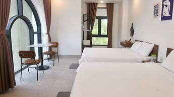 Monstera Hotel and Coffee