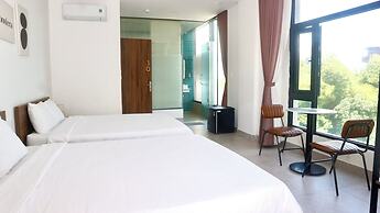 Monstera Hotel and Coffee
