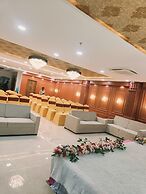 Hotel The Rajwada LP