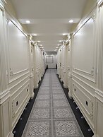 Hotel The Rajwada LP