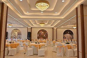 EcoXpress Satva Varanasi - Kitchen With No-Onion No-Garlic