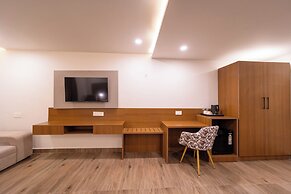 EcoXpress Satva Varanasi - Kitchen With No-Onion No-Garlic