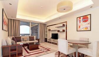 Grandeur 2BR Small Room & Beach Access