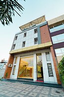 Hotel Deol's Paradise