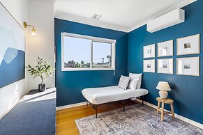 Spacious Family Home With Balcony in Pascoe Vale