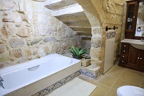 Rustic Xag ra Farmhouse With Pool Garden BBQ