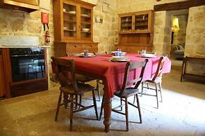 Rustic Xag ra Farmhouse With Pool Garden BBQ