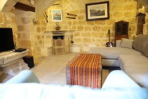 Rustic Xag ra Farmhouse With Pool Garden BBQ