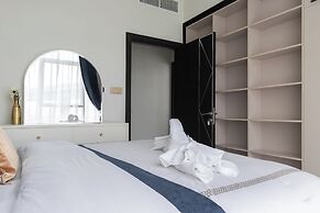 SIMPLY COMFORT Chic 3 Br Apartment with Private Pool