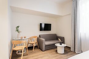 Kleo II by Zoia Living