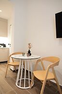 Kleo II by Zoia Living