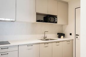 Kleo II by Zoia Living