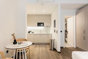 Kleo II by Zoia Living