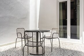 Kleo II by Zoia Living