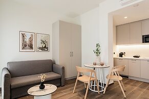 Kleo II by Zoia Living