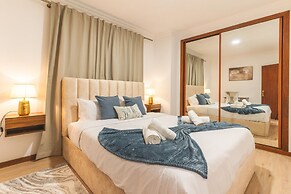 Stero House by Atlantic Holiday