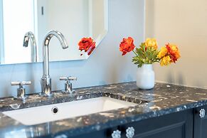 MAZZINI SUITES