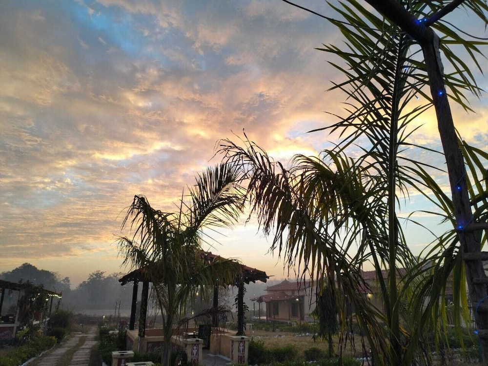 JAMTARA FARMSTAY pench tiger reserve