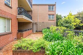 Pristine 2-bed Near Marrickville Village