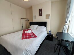 Central Wolverhampton Stay