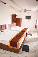 HOTEL NEELKANTH PALACE