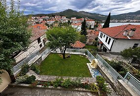 The Dream Villa Kastoria