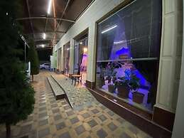 HOTEL PLAZA 777