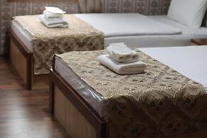 HOTEL PLAZA 777